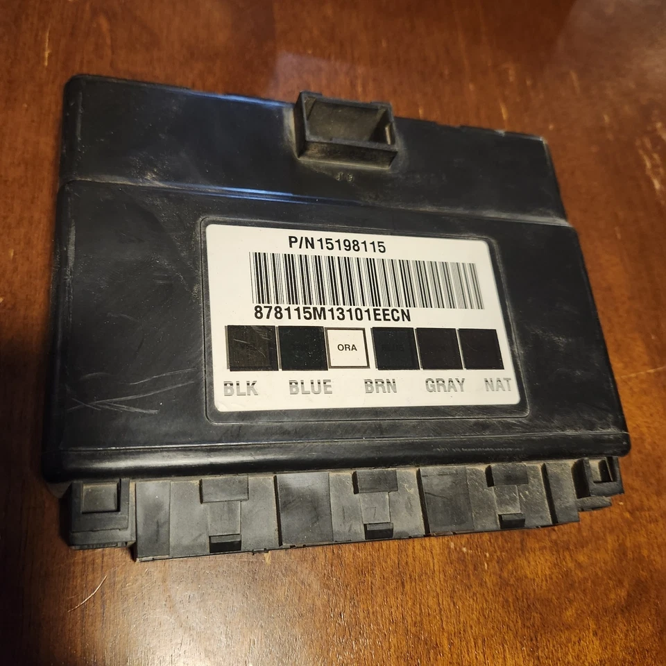 03-07 Chevy Silverado/GMC Sierra МОДУЛЬ УПРАВЛЕНИЯ КУЗОВОМ BCU/BCM 15198115 OEM - Изображение 2 из 4