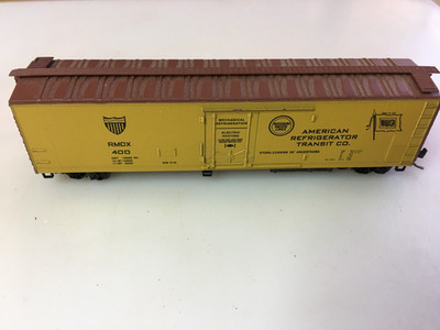 Kadee American Refrigerator Transit  Box Car RMDX 400  N Scale Trains