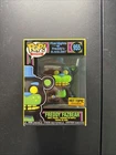 Funko Pop!: Five Nights at Freddy's - Freddy Fazbear (Black Light) Funko Special