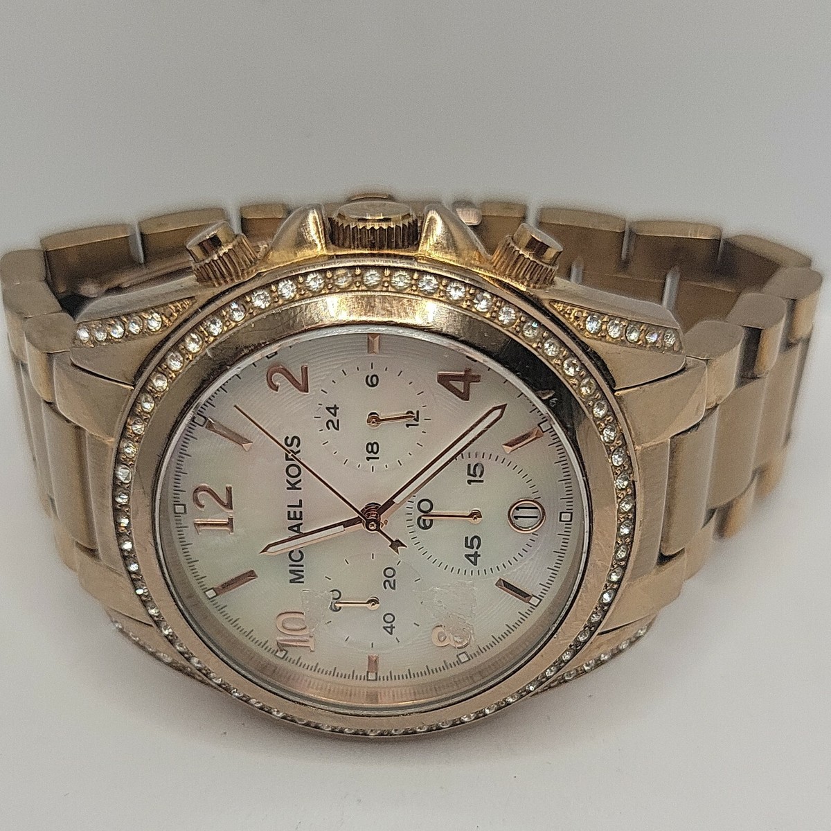 Michael Kors MK5522 Women's Stainless Steel Analog Rose Dial Michael Kors MK5522 Women's Stainless Steel Analog Rose Dial