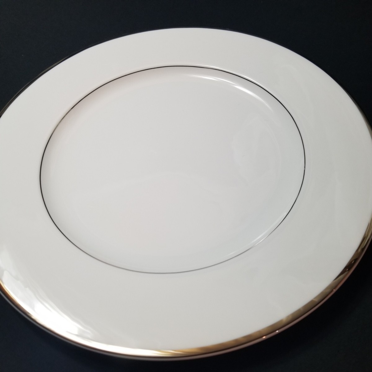 Mikasa Hk301 Cameo Platinum Platter 12