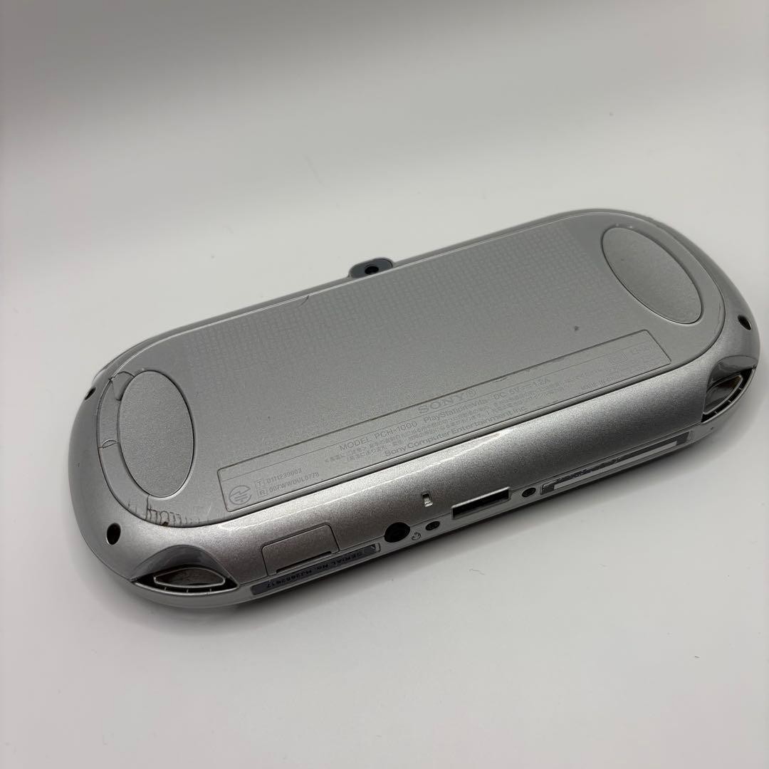 Sony PlayStation Vita Launch Edition 512MB Ice Silver Handheld