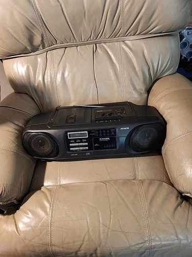 Aiwa CSD-SR1 BOOMbox. Vintage. Tested. Rare.