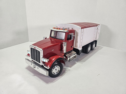 Ertl Big Farm Peterbilt 367 Truck With Grain Box Lights & Sounds Work 21" 1/16th - Picture 1 of 21