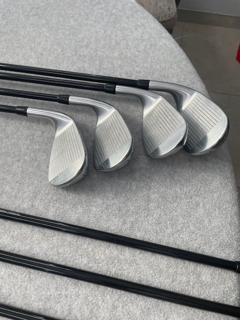 Set De Fers Titleist T400 5-PW,55° – Dynamic Gold S300 Stiff, +1/4, Neuf