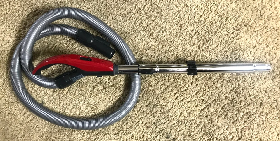 Royal Dirt Devil Vision 082660 Canister Vacuum Cleaner with Hose & Wand - Image 2 of 4