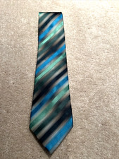 VAN HEUSEN NECKTIE STAIN RESISTANT SILK TIE VIBRANT COLORS BLUES, GREENS, BLACK