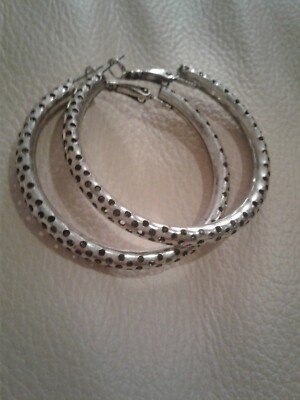 artisan crafted sterling silver jewelry