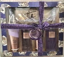 Nanette Lepore GIFT SET Lavender Vanilla Bath Travel Peony Bud Cream Wash 5 Pcs