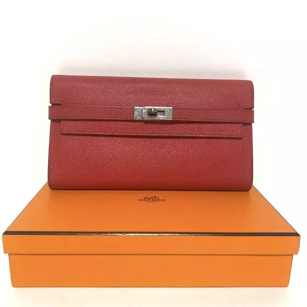 Leather wallet Hermès Red in Leather - 25783146