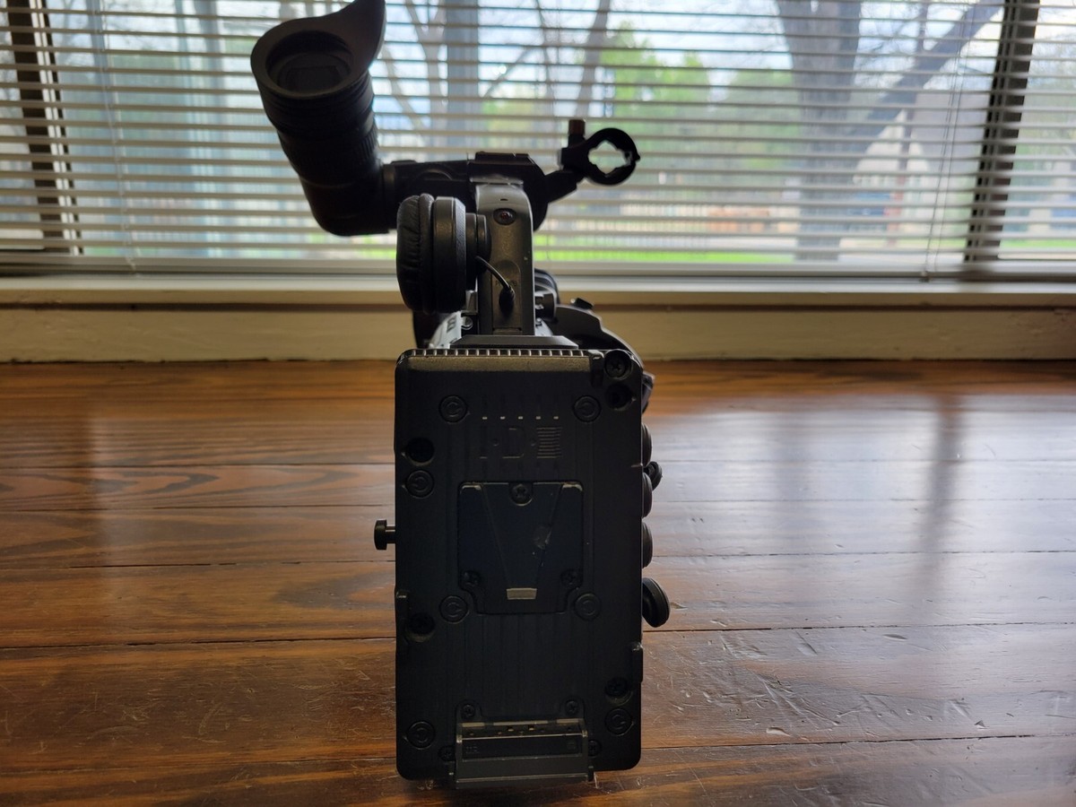Mirino Color JVC LS41988-001A Per Telecamera GY-HM790 (Usato In Buone Condizioni)