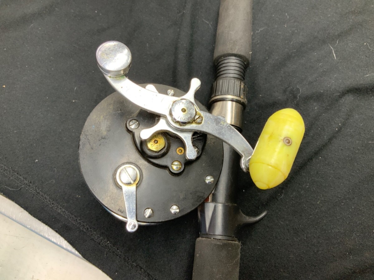 Vintage Penn Long Beach No 66 Casting Reel Made In The USA