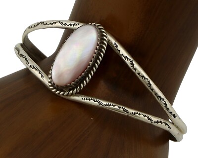 Women's Navajo Bracelet 925 Silver Natural Pink Mussel Native American C.80's