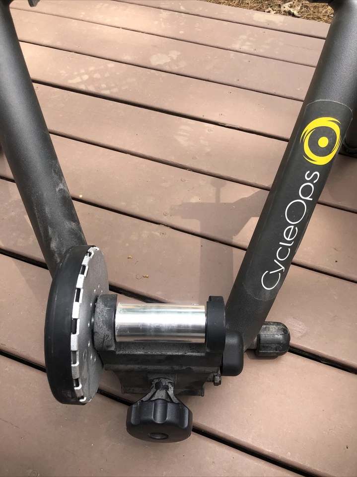 CycleOps Magnetic Bike Trainer with climbing block- - Image 2 of 4