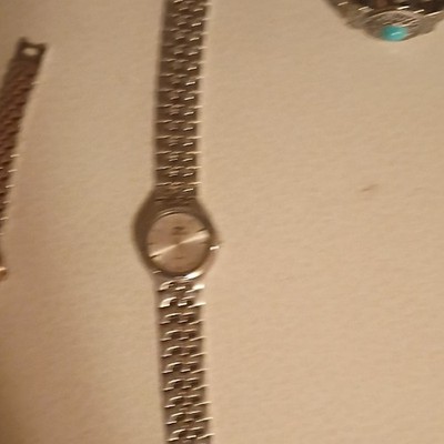 Nexus N118G Women's Quartz Analog Watch Silver Dial Stainless Steel Bracelet