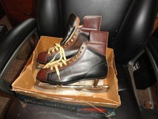 Vintage Men's Men Professional NHL Approved hockey Skates Signed Canada