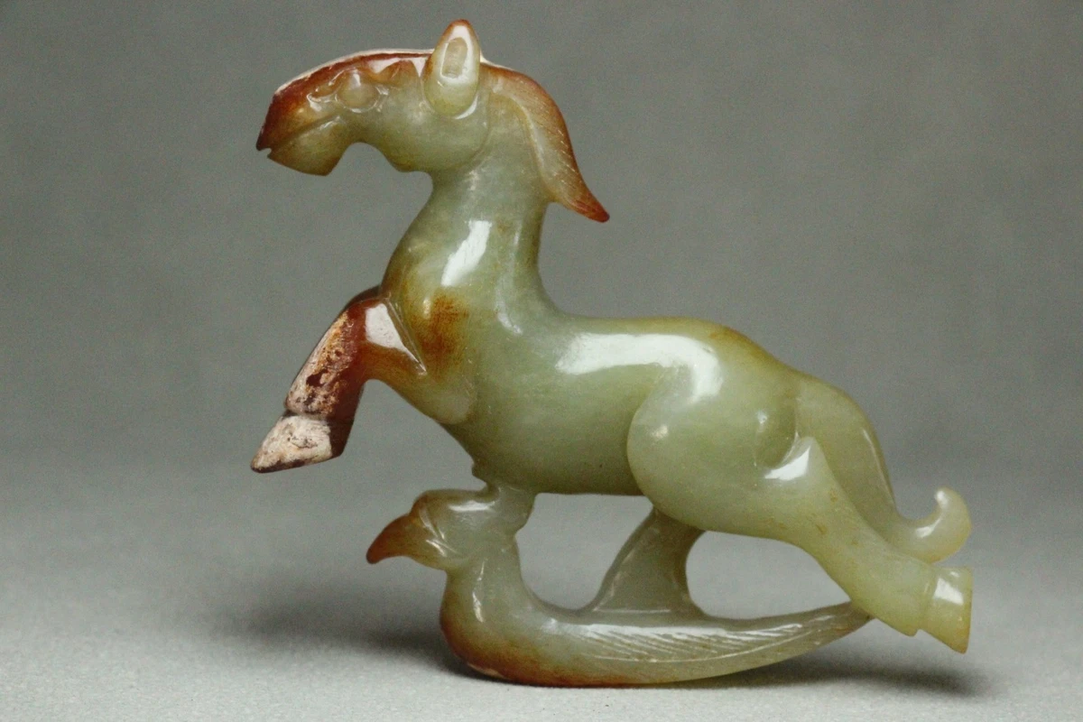 骨董品　玉製　馬 ♥値下げ！♥ 中国 玉製 彫刻 馬 石製 置物 骨董 古玩 【公式通販】