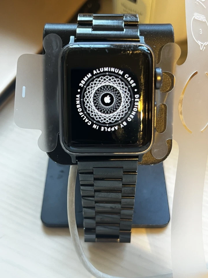 Apple iWatch Series 3 - Image 3 of 4