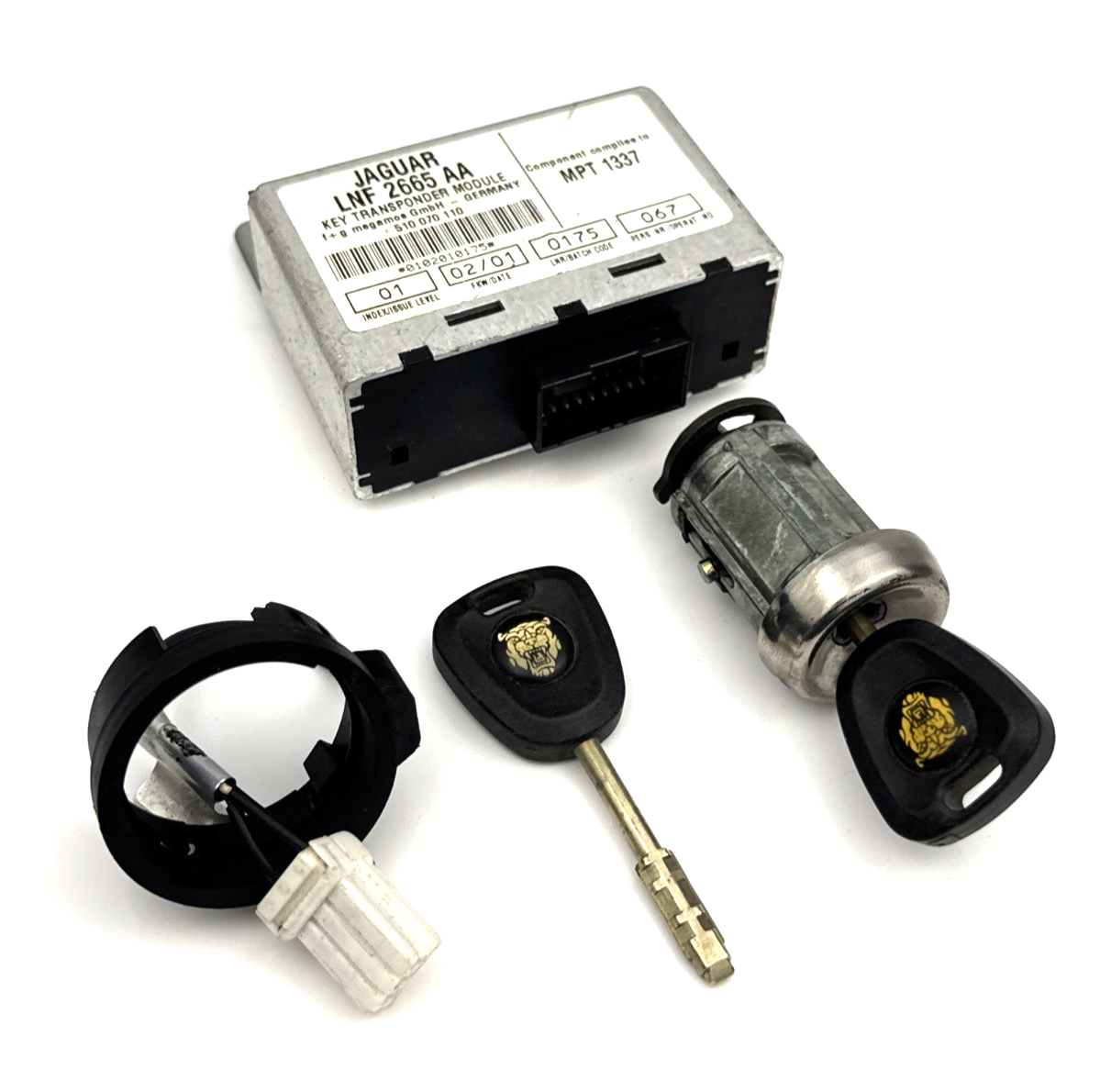 98-03 JAGUAR XJ8 XK8 XJR VANDEN PLAS IGNITION LOCK KEY With