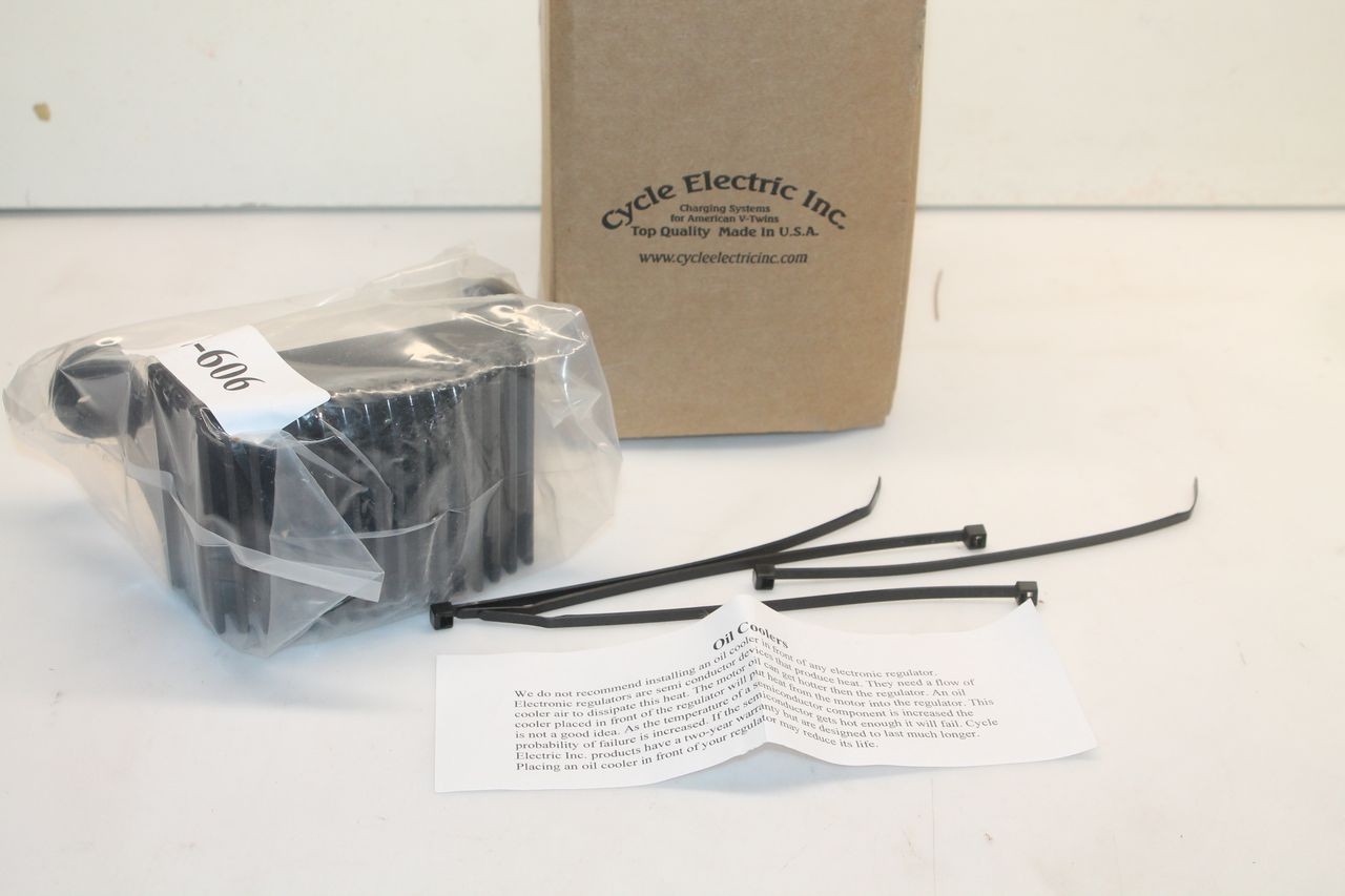 Régulateur redresseur CE-606 Cycle Electric pièce électricité Harley Davidson Touring