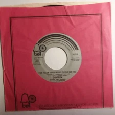 DAWN featuring TONY ORLANDO 45 TIE A YELLOW RIBBON ROUND THE OLE OAK TREE VG+
