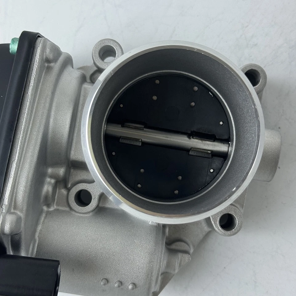 06F133062AG Cuerpo del acelerador Bosch para Audi A4 Q5 VW CC Jetta Passat 2.0T S20070 Foto 3 de 4