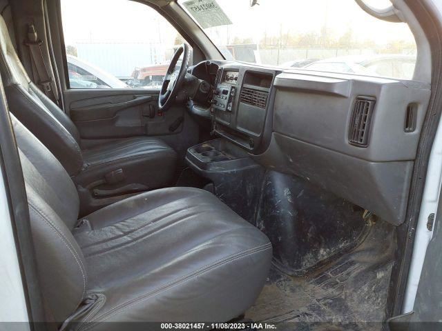 Driver Corner/Park Light Below Headlamps Fits 03-23 EXPRESS 2500 VAN 2944623 thumbnail 6