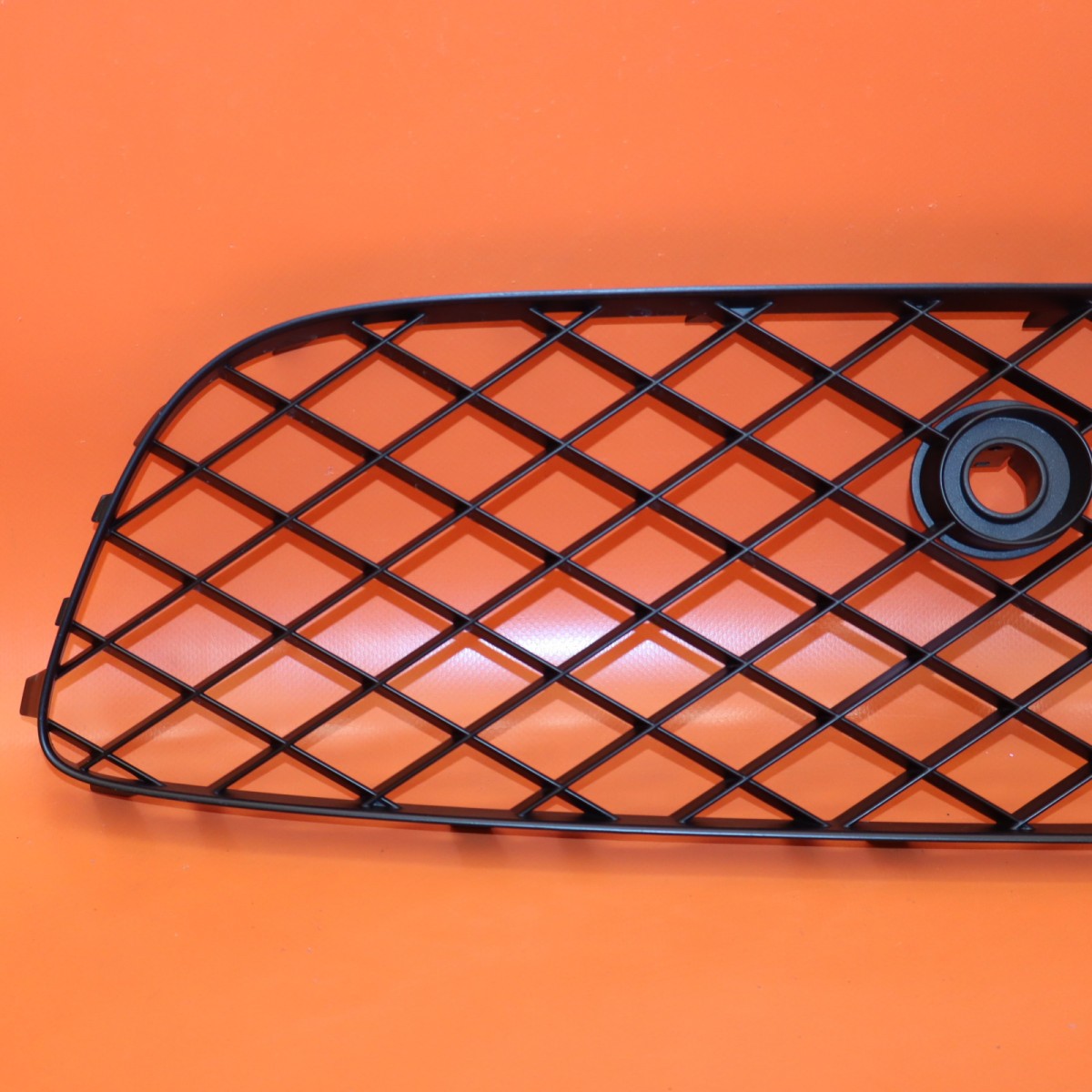 BENTLEY GT GTC GRILLE RIGHT LOWER 2013 2014 2015 BLACK 3W3 807 648 C OEM