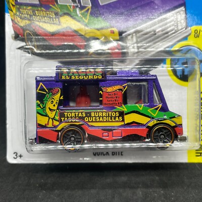 Hot Wheels HW City Works 8/10 Quick Bite 332/365 Purple Taco