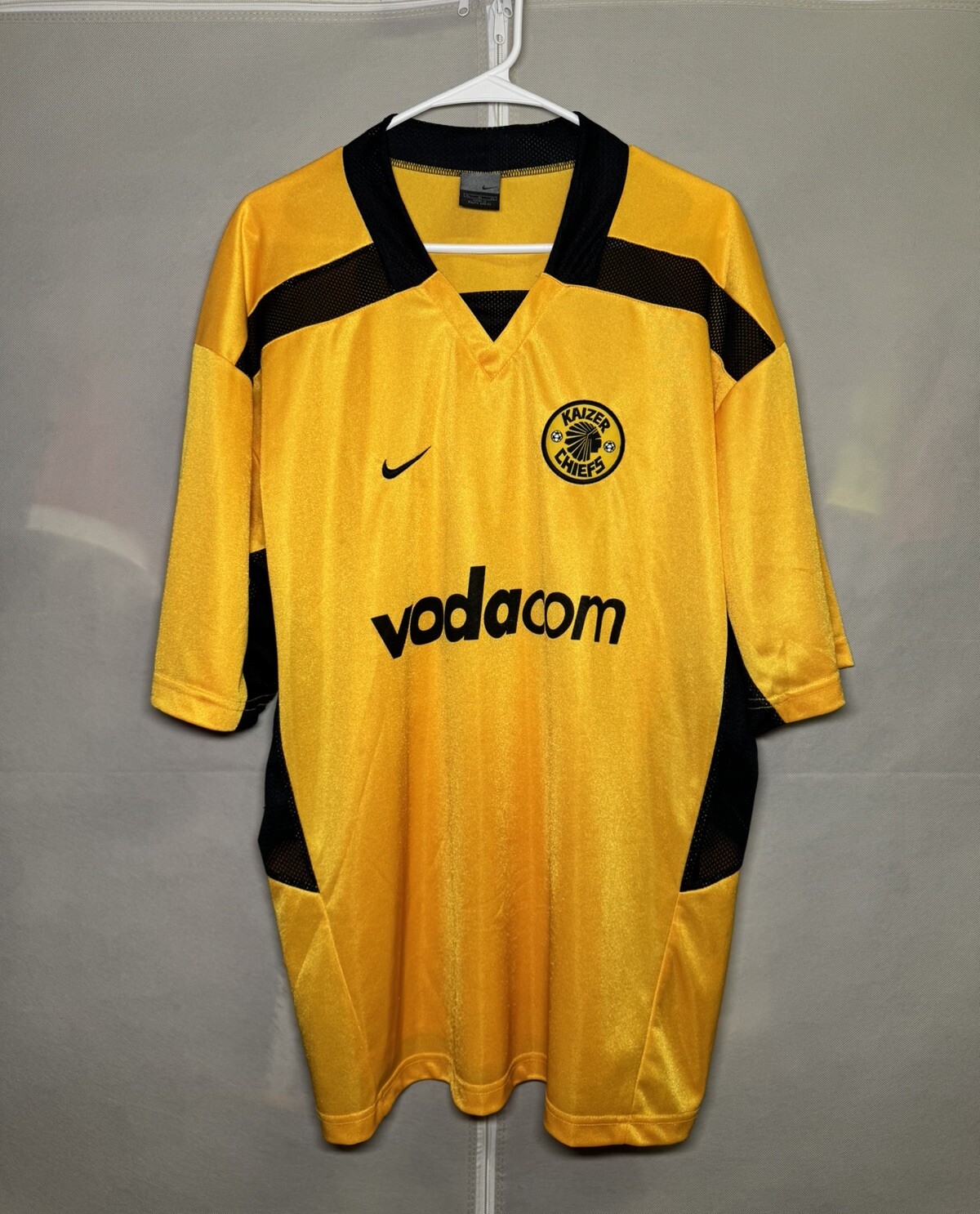 Kaizer Chiefs Vintage 2002/03/04 Home Nike Soccer Jersey Size XL