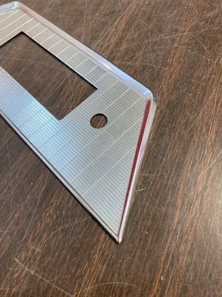 Placa frontal de radio Studebaker Lark 1962 como nueva 421 Foto 2 de 4