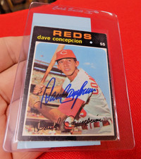 DAVE CONCEPCION SIGNED 1971 TOPPS ROOKIE BASEBALL CARD CINCINNATI REDS. rookie card picture