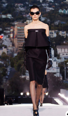 NWT Versace '95 Biggie Strapless IT 40 US 4 Black Blouse Top Runway FW23 $2,425