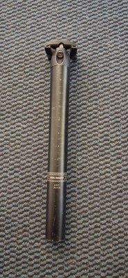 MTB Seat Post 30.9. Only used once, got a few cosmetic scratches.