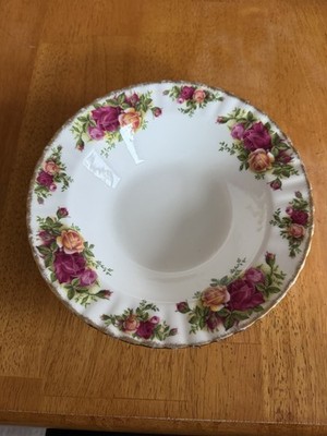Vintage Royal Albert Old Country Roses Bone China Soup Bowl Floral 1960s England