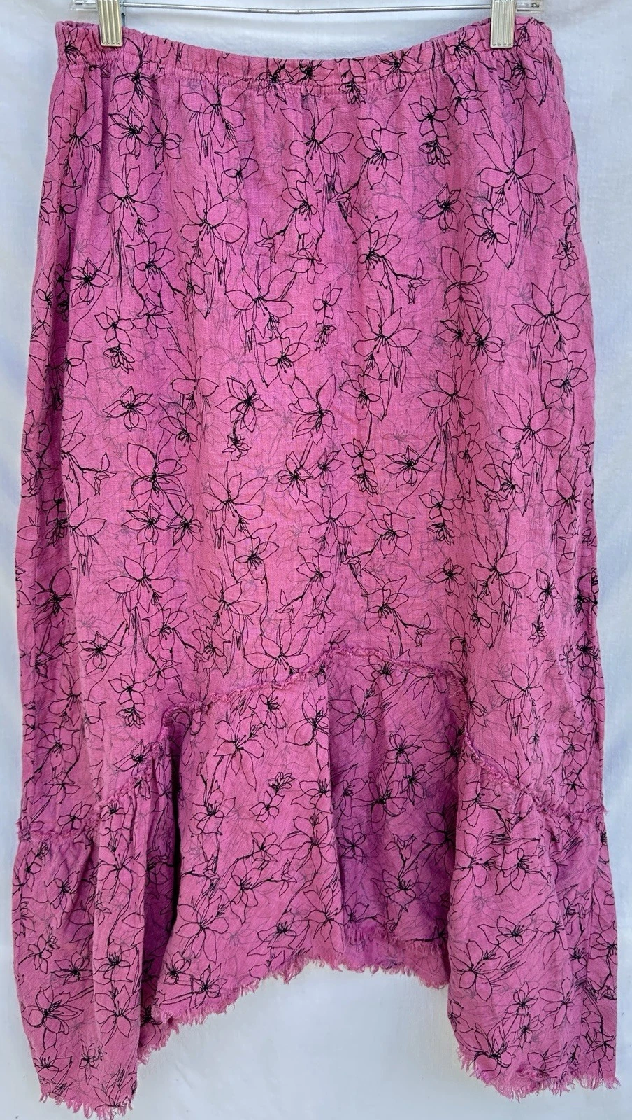 Cut Loose Pink Floral Linen Skirt Asymmetrical Hem Elastic Waist Women’s L
Opens in a new window or