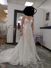 A-line Bridal Gown street size 10, romantic and flowy with floral appliqués 