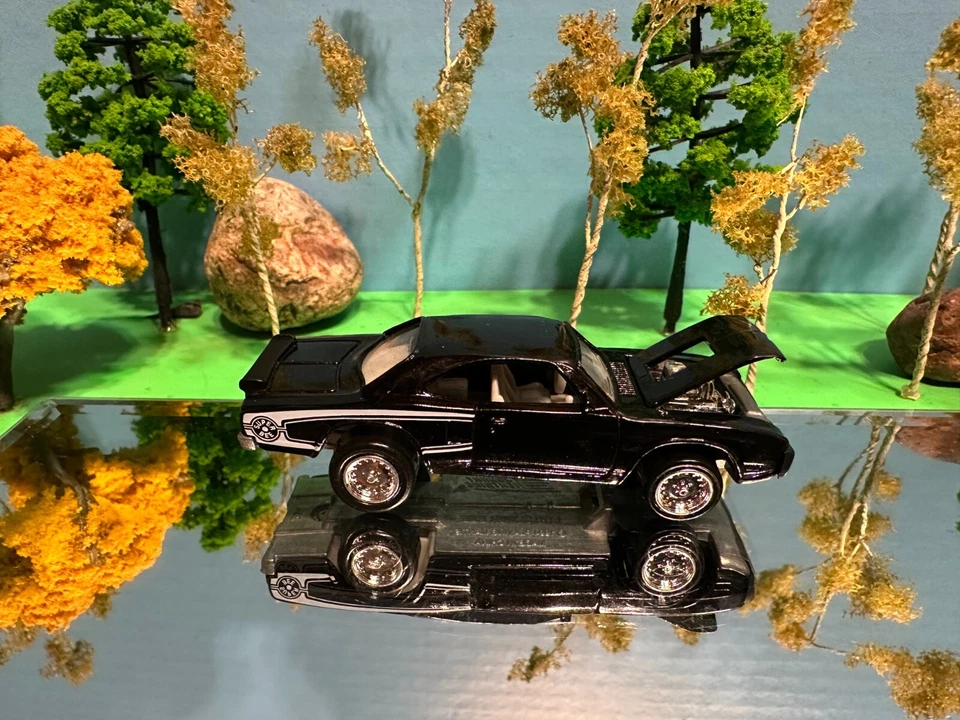 Dodge Mopar Super Bee 1970 edición limitada Muscle Cars EE. UU. Johnny Lighting 1/64 Foto 2 de 3