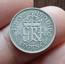 1940 KING GEORGE VI SILVER 50% SIXPENCE COIN, METAL DETECTING FIND IN NORFOLK.