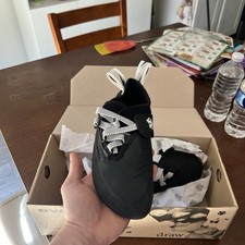 Mens Evolv Phantom Climbing Shoes Size 8 Blac...