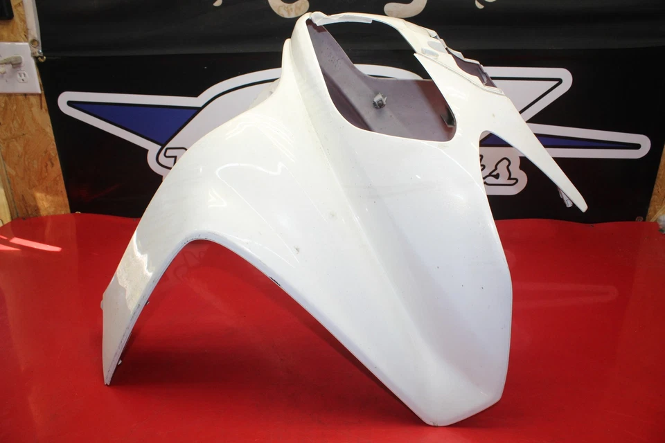 2009 SUZUKI BURGMAN 650 FRONT COVER FAIRING LEG SHIELD 48111-10G00-YC3 - Image 3 of 4