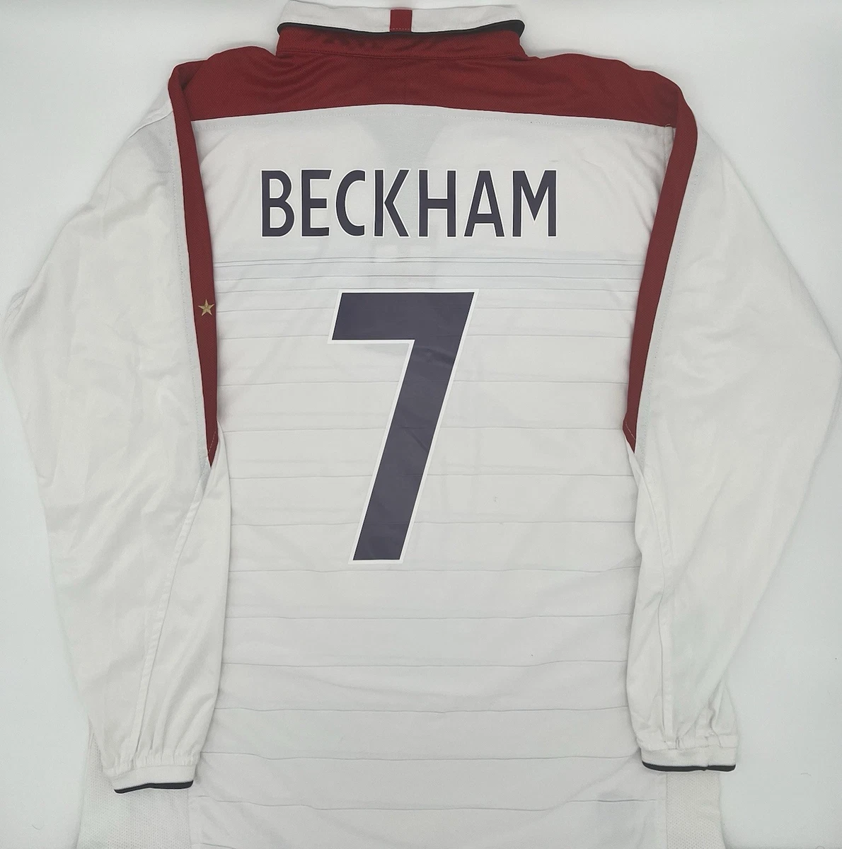 England 2004/2005 Home David Beckham #7 Long Sleeve Authentic
