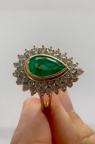 Heavy 7.40 ct AAA+ Colombian Natural Emerald & Diamonds Cocktail Ring Solid 18K - Video 1 of 1