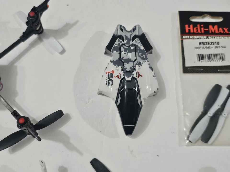 Heli-Max Quadcopter 1SQ V-CAM - 2.4GHz w Remote Control Untested Parts / Repair - Image 4 of 4
