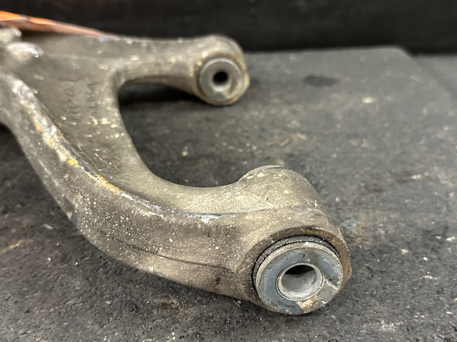 02-05 MASERATI SPYDER FRONT DRIVER LEFT LH SUSPENSION LOWER CONTROL ARM