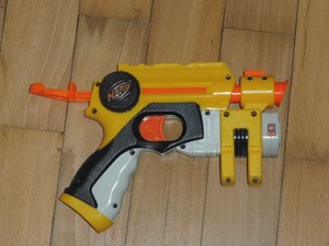 nerf gun with laser light