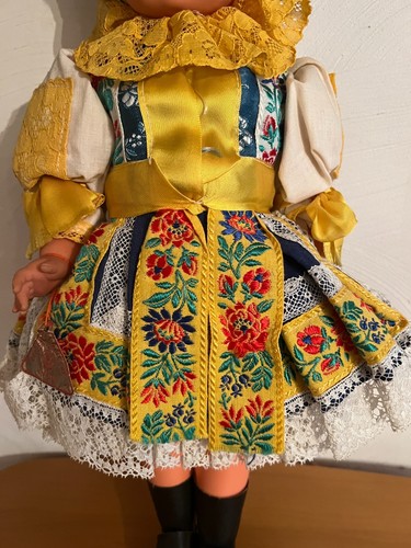 Vintage Collectible Doll 1960s Czechoslovakian Lidova Tvorba Uh Brod Folk 17" - Picture 3 of 10