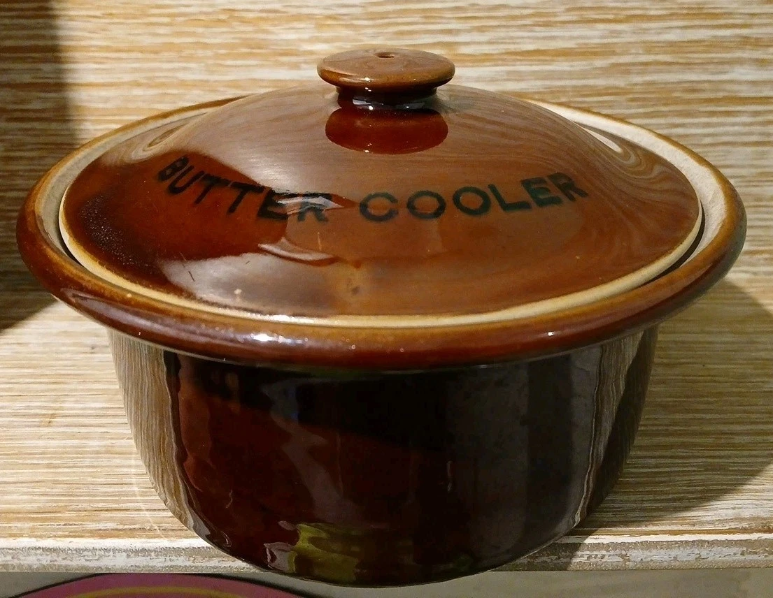 Butter Cooler Farmhouse Glazed Stonewear Lidded Dish 17.5cm Dia