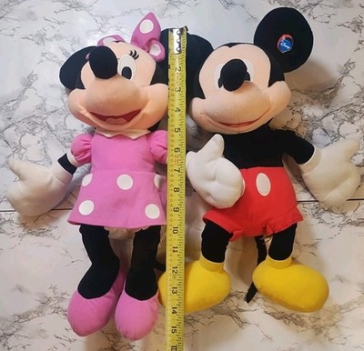 Lot: Disney Store Exclusive Mickey Mouse & Minnie Mouse 14  Toy Plush Dolls