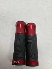 Driven Racing D-3 Grips Red/Black D3-RD